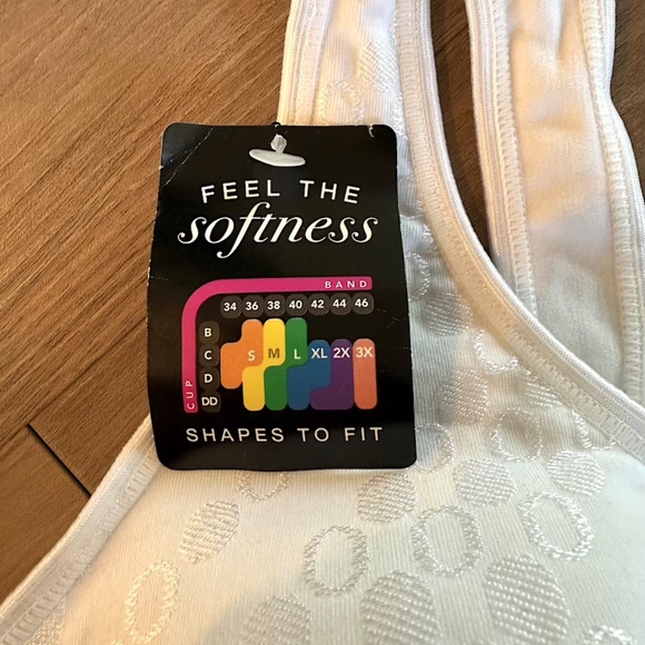 Bali Cool Comfort Fabric Bra in White (pattern) - Large (NWT) - Picture 13 of 13